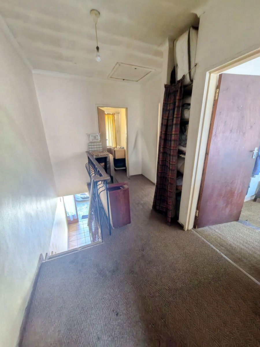 3 Bedroom Property for Sale in Grassy Park Western Cape